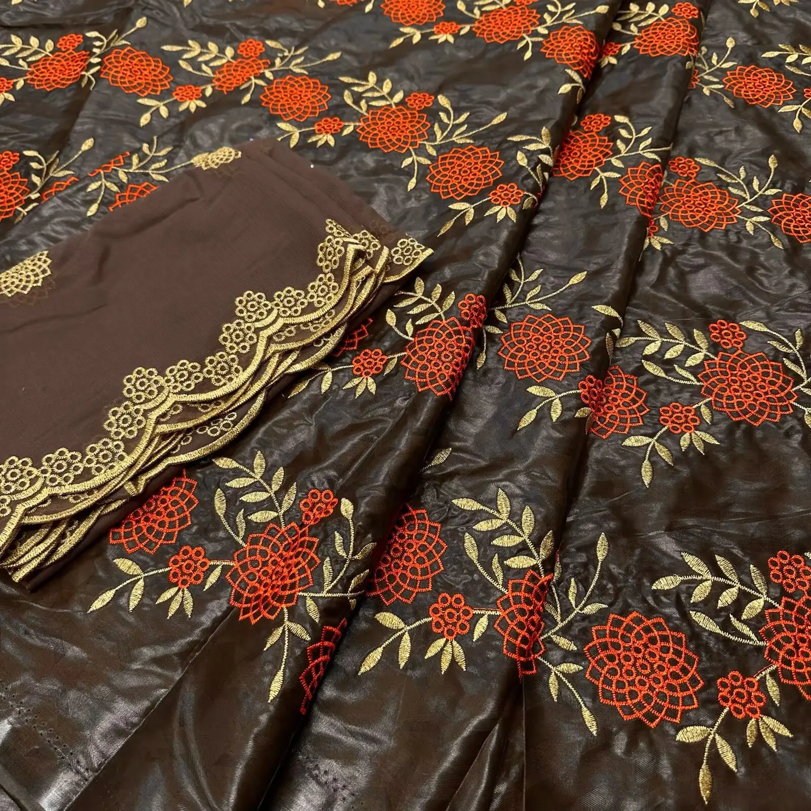 5+2 Yards New Pattern Original Austria Quality Basin Riche 100% Cotton Lace Fabric Soft Guinea Basin Fabric For Clothing 16A110
5+2 Yards New Pattern Original Austria Quality Basin Riche 100% Cotton Lace Fabric Soft Guinea Basin Fabric For Clothing 16A110