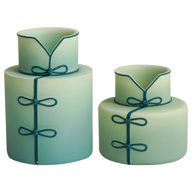 New Chinese creative green vase ornament, living room flower arrangement table decoration
New Chinese creative green vase ornament, living room flower arrangement table decoration