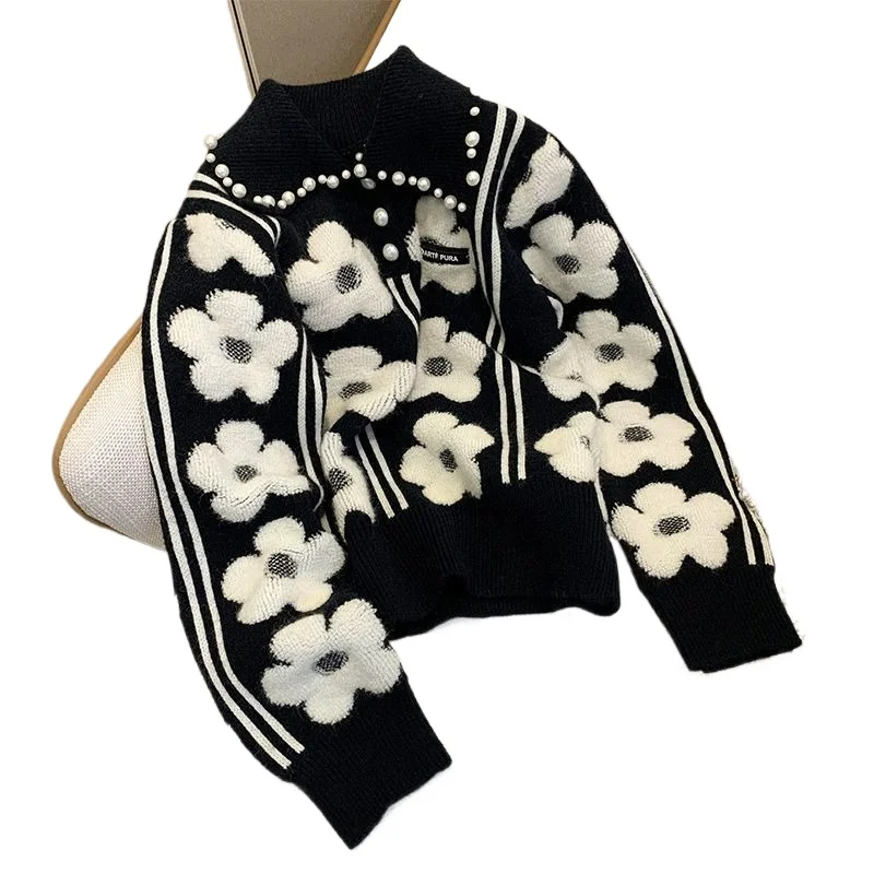 French Vintage Color Contrast Flower Doll Collar Sweater Women's New Autumn/winter Fashion Commuting Sweet Pearl Trim Knit Top
French Vintage Color Contrast Flower Doll Collar Sweater Women's New Autumn/winter Fashion Commuting Sweet Pearl Trim Knit Top