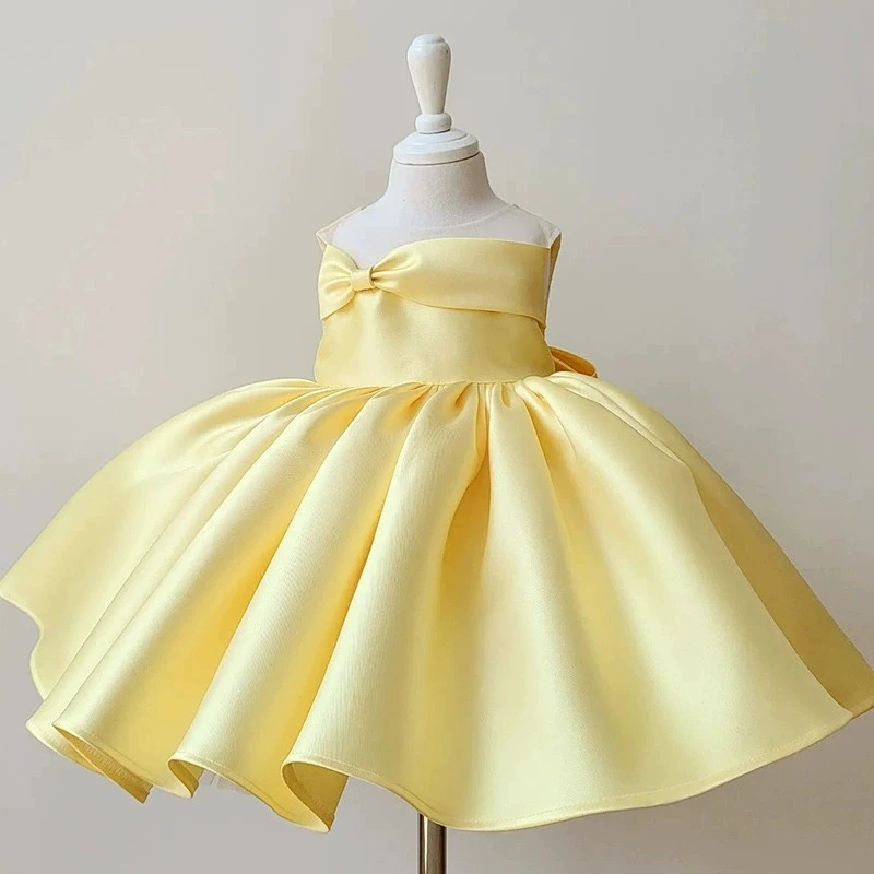 Sweet Satin Children Girls Dress New Baby First Birthdayr Formal Celebration Outfit Kids Eid Princess Party Gown Toddler outfit
Sweet Satin Children Girls Dress New Baby First Birthdayr Formal Celebration Outfit Kids Eid Princess Party Gown Toddler outfit