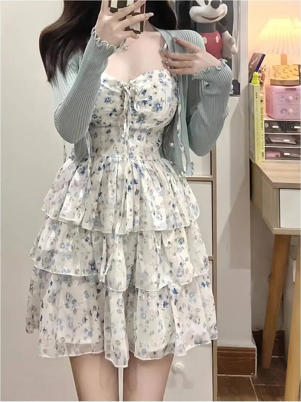 Summer Tea System Women's Dress Set Sweet And Spicy Light Maturity Pure Desire Style Short Sleeve Floral Print High Waist Skirt
Summer Tea System Women's Dress Set Sweet And Spicy Light Maturity Pure Desire Style Short Sleeve Floral Print High Waist Skirt