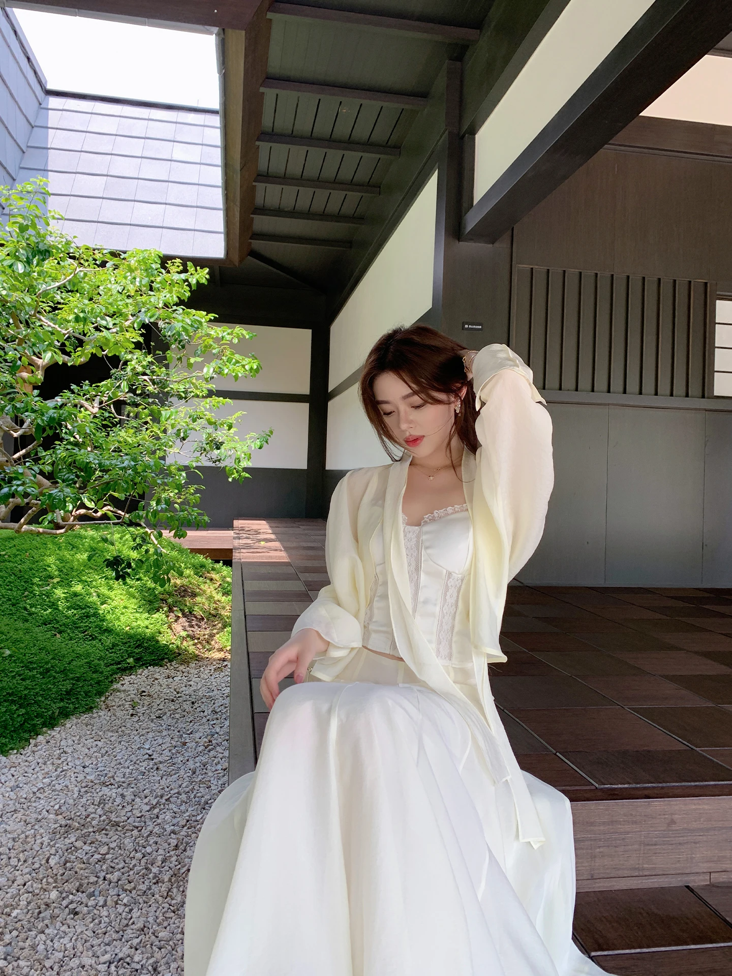 Новый летний кардиган ByYou персикового цвета с защитой от солнца, женский свободный шелковый топ с длинными рукавами, V-образным вырезом и пуговицами
Новый летний кардиган ByYou персикового цвета с защитой от солнца, женский свободный шелковый топ с длинными рукавами, V-образным вырезом и пуговицами