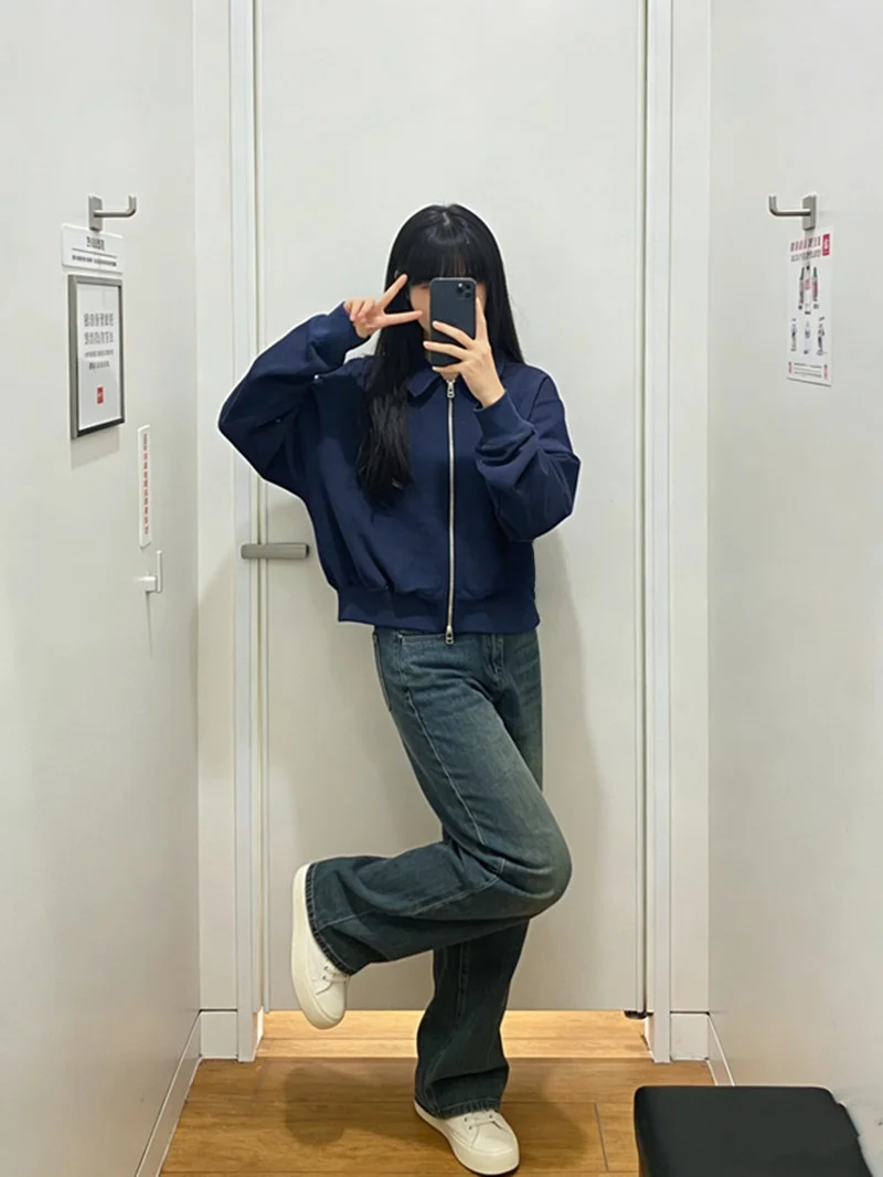Pure Simple Short Double Zipper Jacket Outerwear by Baozhen for Women Spring 2026 New Arrival Casual Comfortable Fit
Pure Simple Short Double Zipper Jacket Outerwear by Baozhen for Women Spring 2026 New Arrival Casual Comfortable Fit