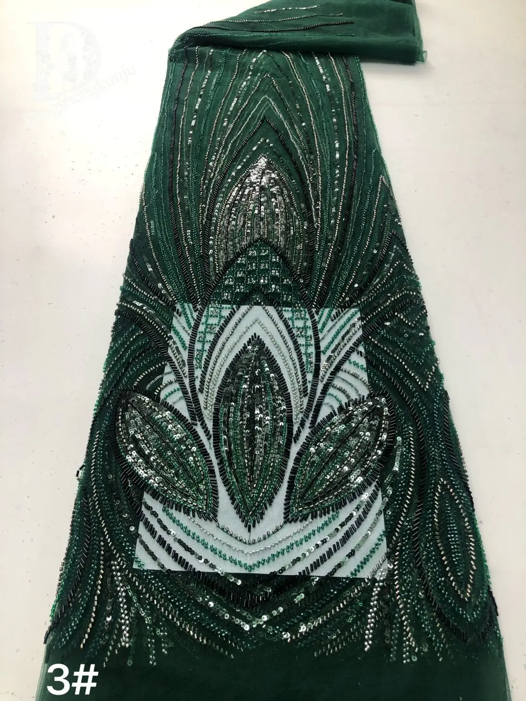 French high-end mesh sequined lace fabric African handcrafted lace mesh fabric, Nigerian dress sewing fabric all of high quality
French high-end mesh sequined lace fabric African handcrafted lace mesh fabric, Nigerian dress sewing fabric all of high quality
