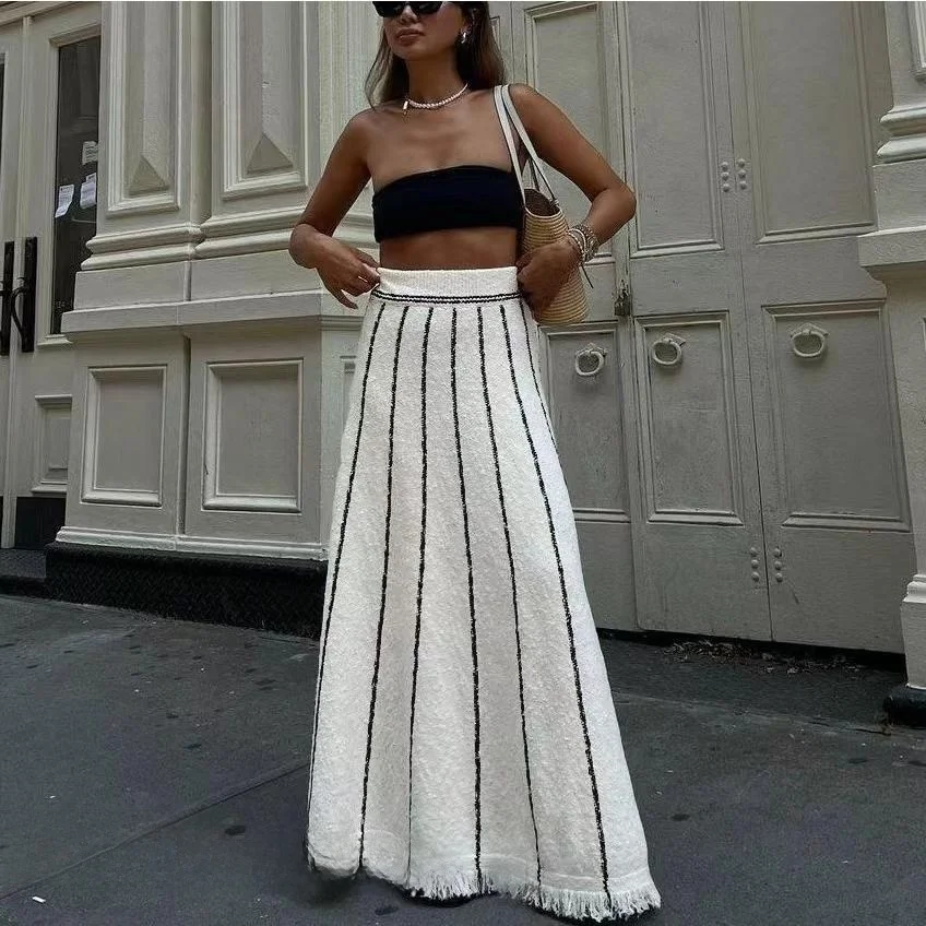 High Waist Knitted A-Line Skirt Striped Fringe Women's Faion Autumn 2023 Long Skirt Ele Chic Trendy f-length
High Waist Knitted A-Line Skirt Striped Fringe Women's Faion Autumn 2023 Long Skirt Ele Chic Trendy f-length