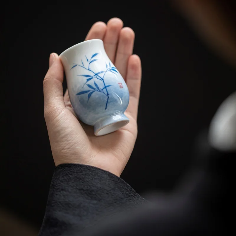 Pure Hand Drawing Blue and White Bamboo Incense Cup Single Fragrance-Smelling Creative Porcelain Set
Pure Hand Drawing Blue and White Bamboo Incense Cup Single Fragrance-Smelling Creative Porcelain Set