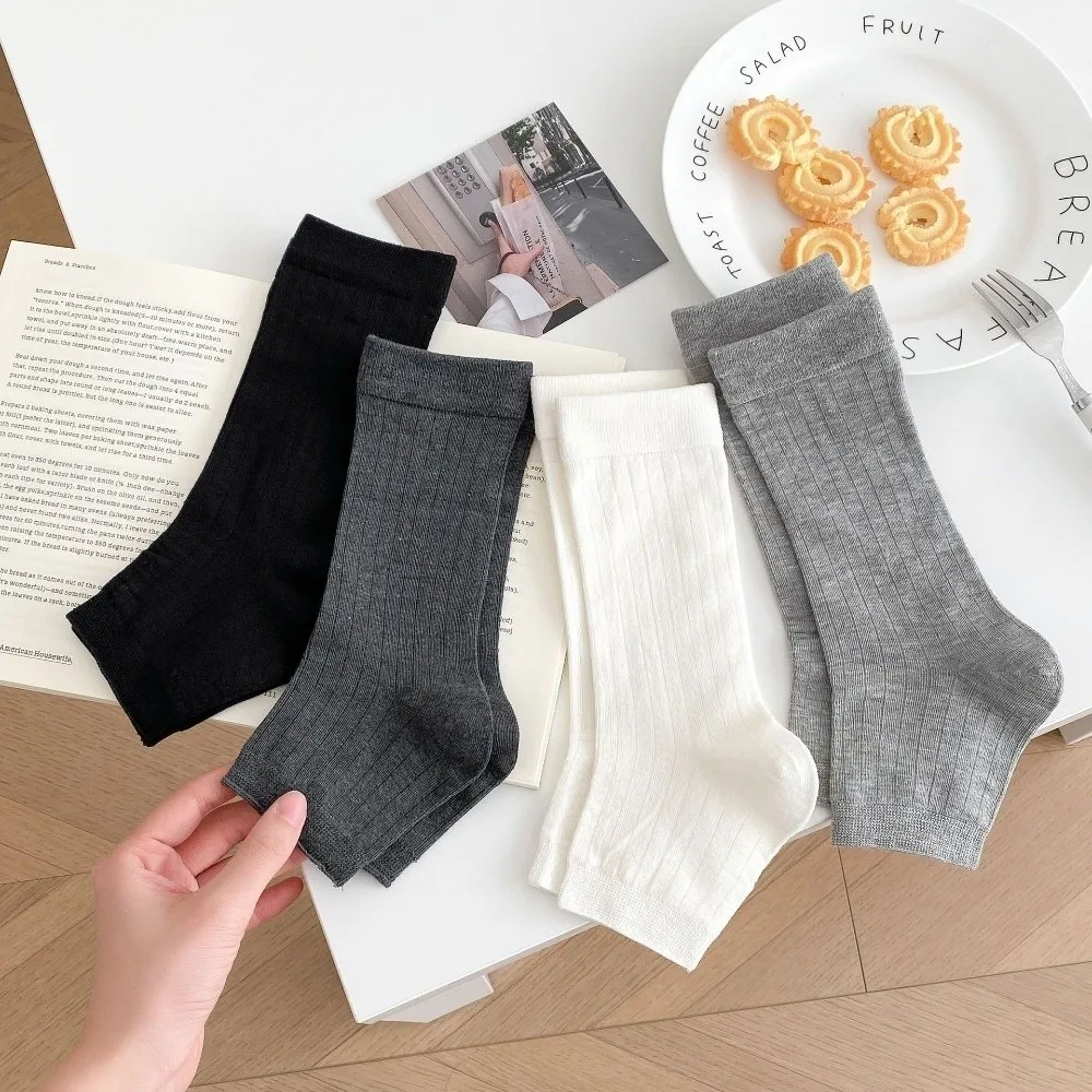 Fashion Thin Women Socks Breathable Korean Style Short Sock Solid Color Middle Tube Half Foot Pile Socks Spring Summer
Fashion Thin Women Socks Breathable Korean Style Short Sock Solid Color Middle Tube Half Foot Pile Socks Spring Summer