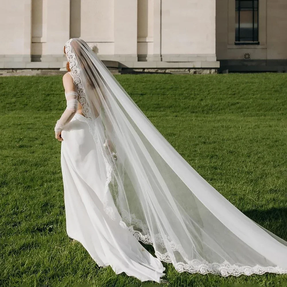 Chapel Length Mantilla Drop Veil Without Comb Customized Floral Scalloped Lace Appliques Edge Wedding Bridal Trailing Veils
Chapel Length Mantilla Drop Veil Without Comb Customized Floral Scalloped Lace Appliques Edge Wedding Bridal Trailing Veils