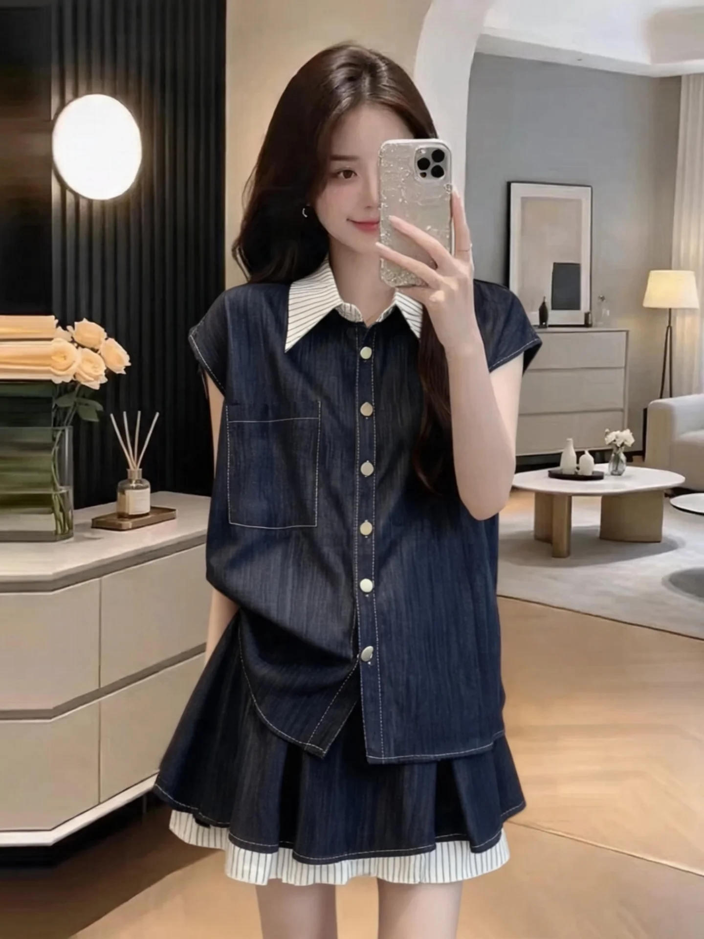 Summer Outfit Women's plus Size Shirt And Short Skirt Two-Piece Set Striped Splicing Short Sleeve Denim Casual High Waist A-L...
Summer Outfit Women's plus Size Shirt And Short Skirt Two-Piece Set Striped Splicing Short Sleeve Denim Casual High Waist A-L...