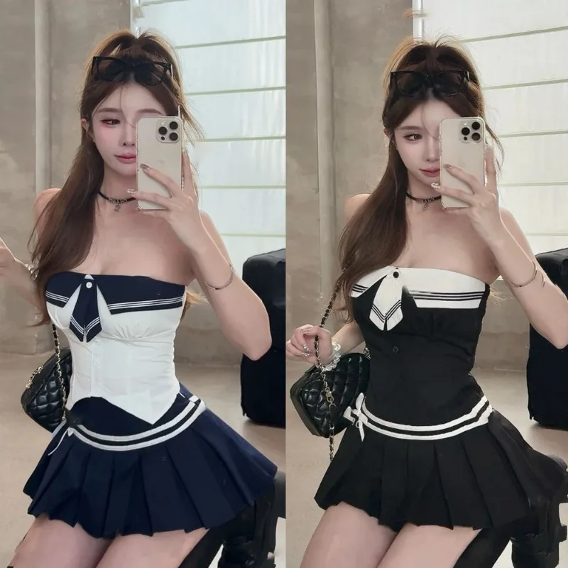 2025 New Sleeveless Blouse Spice Girl Line Shoulder Contrast Color Strapless Blouse Pleated Skirt Summer New Preppy Suit
2025 New Sleeveless Blouse Spice Girl Line Shoulder Contrast Color Strapless Blouse Pleated Skirt Summer New Preppy Suit