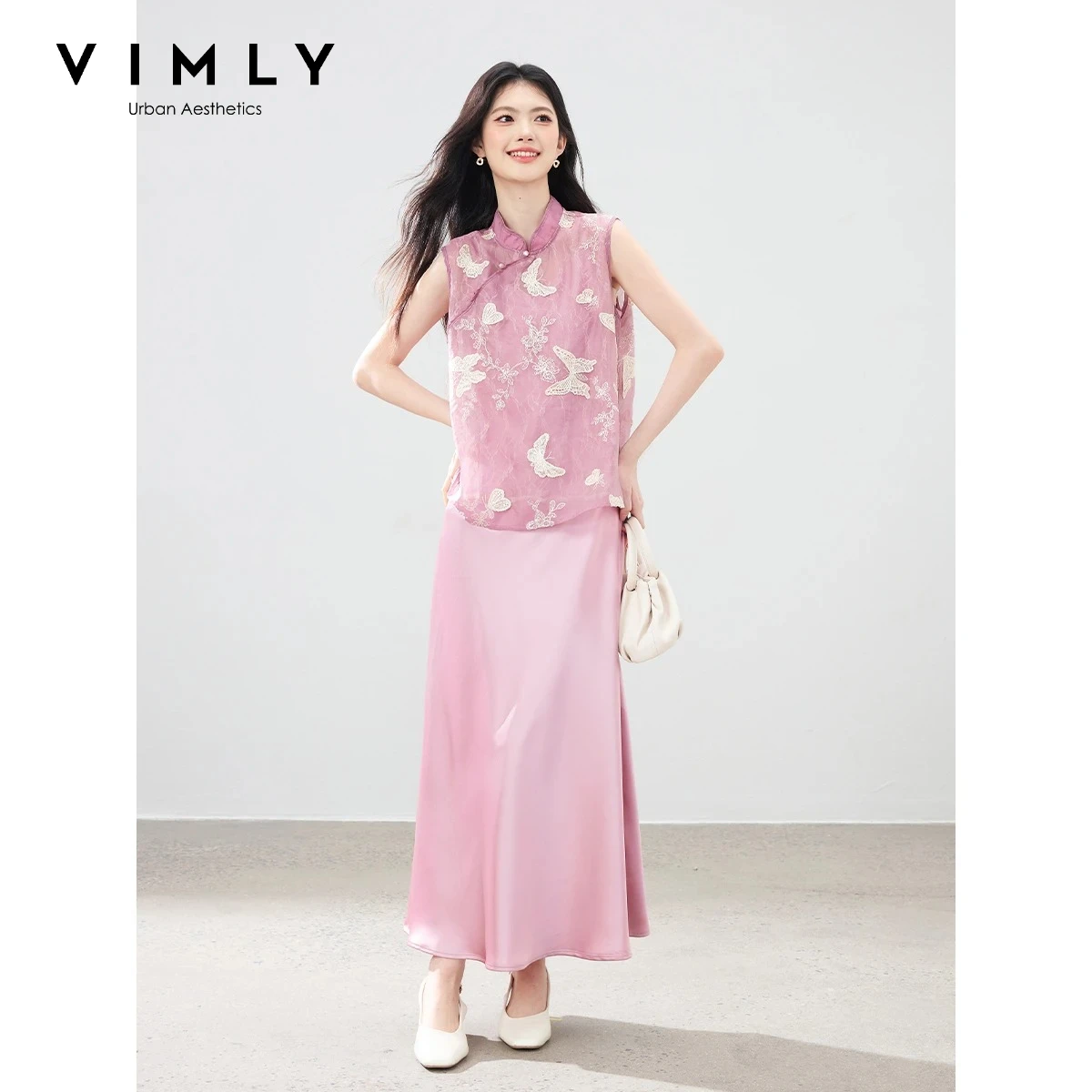 VIMLY Women's New Chinese Style Two-piece Set 2026 Summer Stand-up Collar Embroidered Top Spaghetti Strap Dress Pink Suit A6552
VIMLY Women's New Chinese Style Two-piece Set 2026 Summer Stand-up Collar Embroidered Top Spaghetti Strap Dress Pink Suit A6552