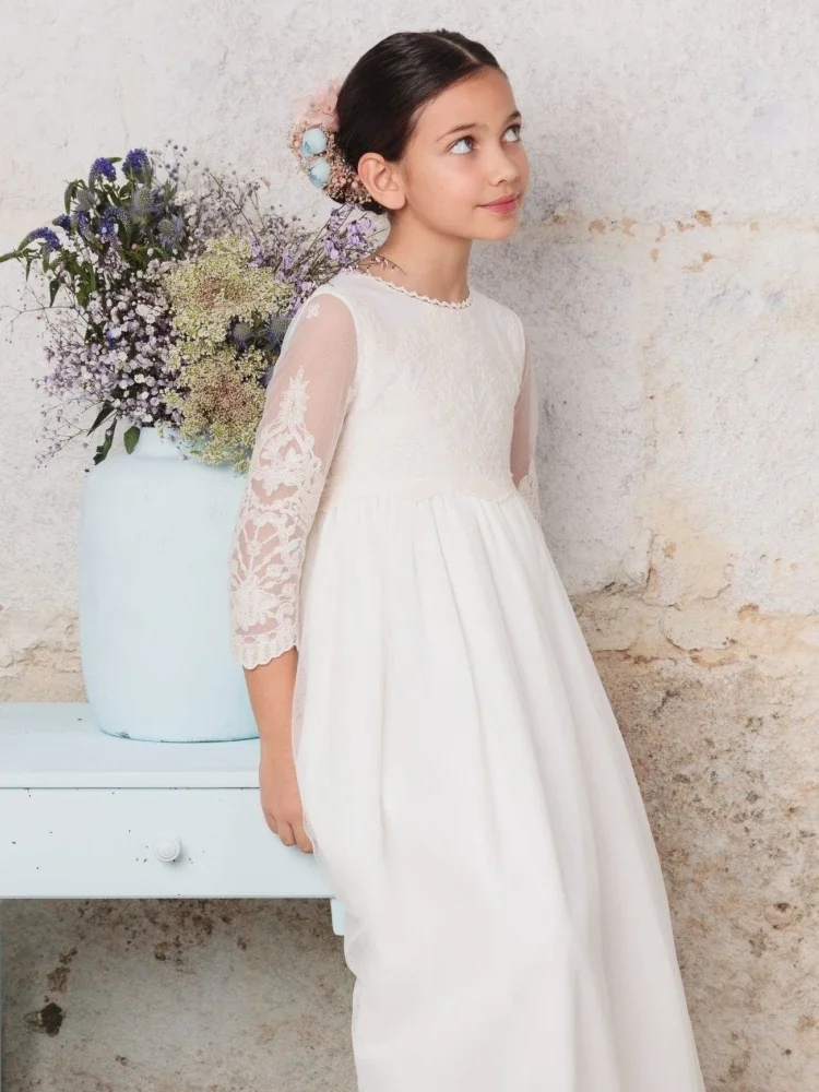 White Satin Lace Appliques With Bow 3/4 Sleeves For Wedding Birthday Party Banquet Princess Gowns Flower Girl Dresses
White Satin Lace Appliques With Bow 3/4 Sleeves For Wedding Birthday Party Banquet Princess Gowns Flower Girl Dresses