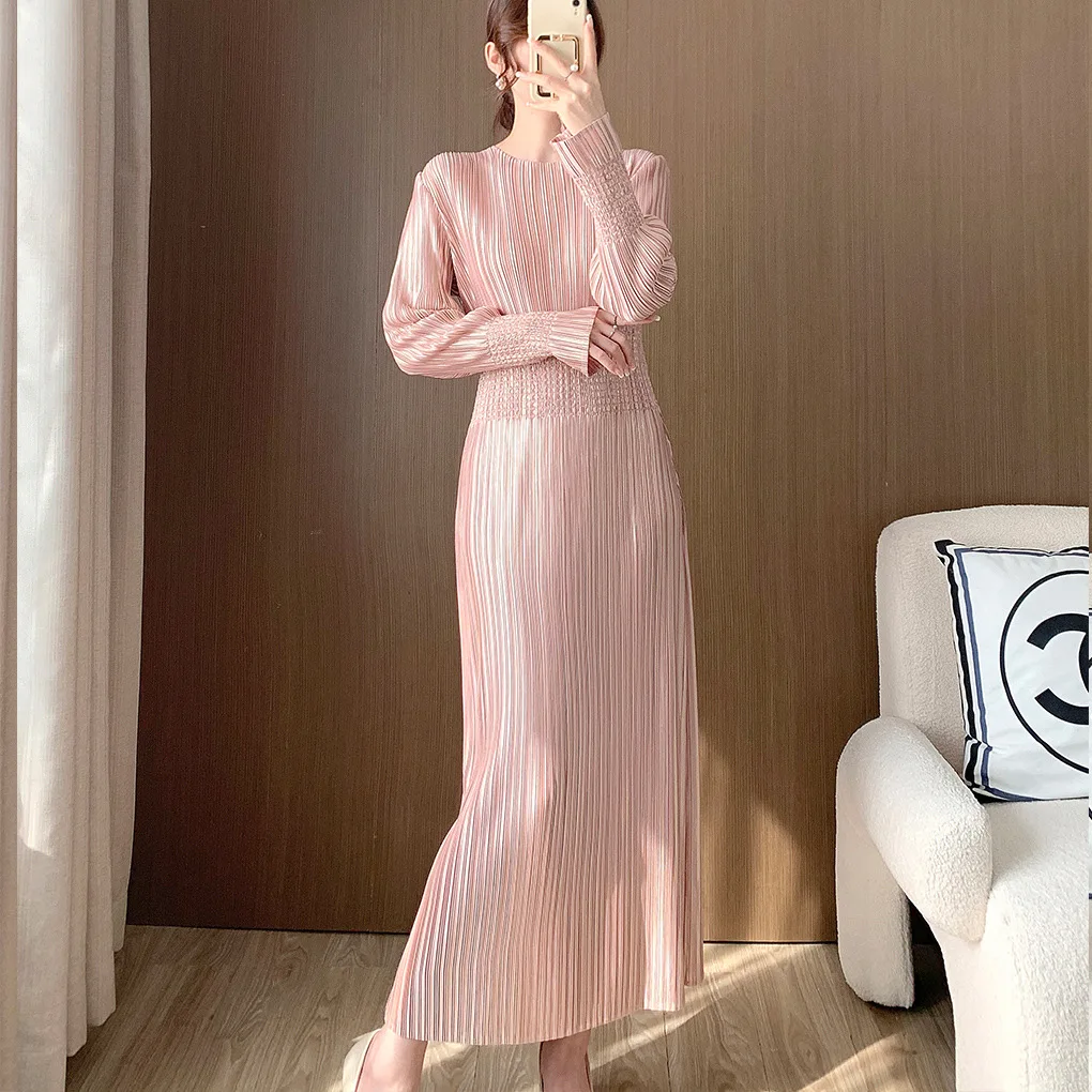 Women's Spring New Bronzing Dress Long High Quality Dress Skirt Children
Women's Spring New Bronzing Dress Long High Quality Dress Skirt Children