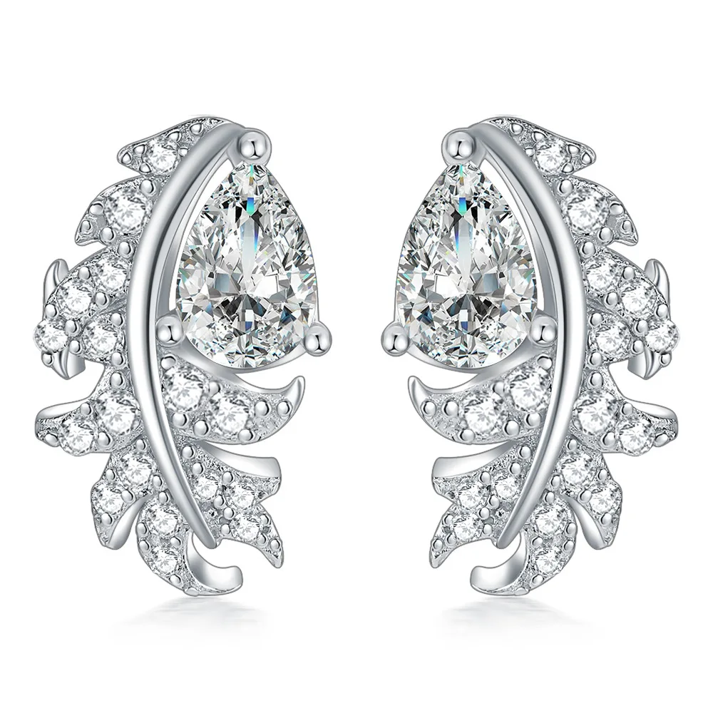 Европейская и американская мода s925, чистое посеребрение, 18-каратное золото, платиновые серьги PT950, серьги с драгоценными камнями, высококачественные серьги с кисточками
Европейская и американская мода s925, чистое посеребрение, 18-каратное золото, платиновые серьги PT950, серьги с драгоценными камнями, высококачественные серьги с кисточками