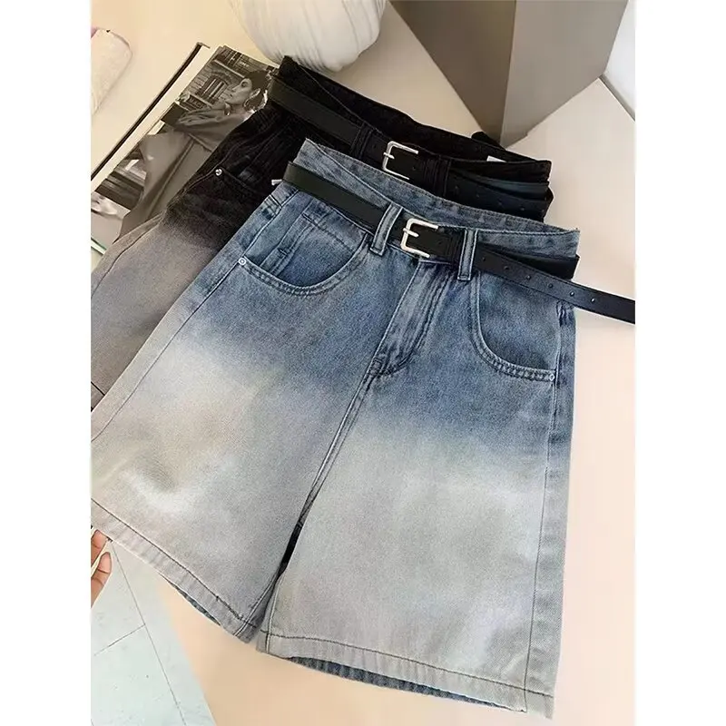 2025Summer New High-Waisted Straight-Leg Denim Shorts for Women, European Vintage Light Blue Casual Mid-Length Shorts
2025Summer New High-Waisted Straight-Leg Denim Shorts for Women, European Vintage Light Blue Casual Mid-Length Shorts