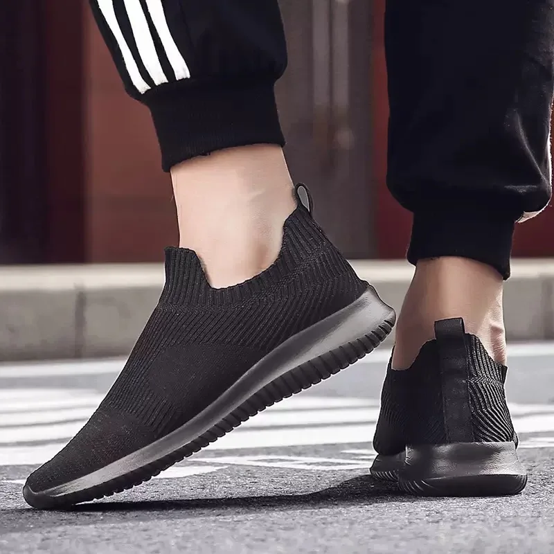 Summer Breathable Trend Sneakers for Men Black Running Sneakers Light Casual Men's Shoes Designer Loafers Men Tenis Masculino
Summer Breathable Trend Sneakers for Men Black Running Sneakers Light Casual Men's Shoes Designer Loafers Men Tenis Masculino