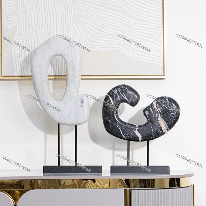 New Chinese half-moon geometric marble safety buckle ornament model room villa hotel entrance craft decoration
New Chinese half-moon geometric marble safety buckle ornament model room villa hotel entrance craft decoration
