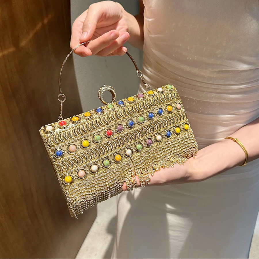 Metal Handle Diamond Evening Clutch Bag Golden Tassel Handbag Boutique Novelty Metallic Rhinestone Purses Handbags Bridal Party 
Metal Handle Diamond Evening Clutch Bag Golden Tassel Handbag Boutique Novelty Metallic Rhinestone Purses Handbags Bridal Party