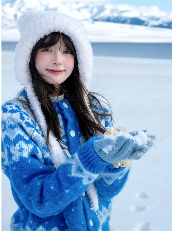 Blue Thickened Knitted Sweater Coat Women's Autumn Winter Lazy Style Fair Island Tearable Flower Patterned Open Cardigan Top
Blue Thickened Knitted Sweater Coat Women's Autumn Winter Lazy Style Fair Island Tearable Flower Patterned Open Cardigan Top