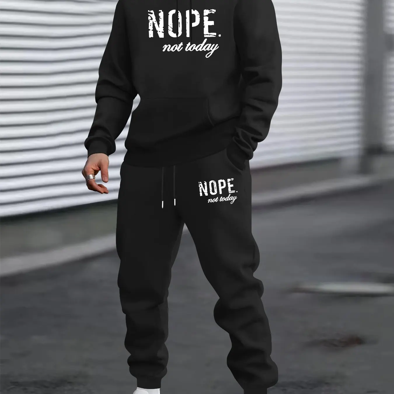 Men's casual printed hooded sweatshirt and sports pants set fitted style and slightly elastic fabric Hooded sweatshirt and sport
Men's casual printed hooded sweatshirt and sports pants set fitted style and slightly elastic fabric Hooded sweatshirt and sport