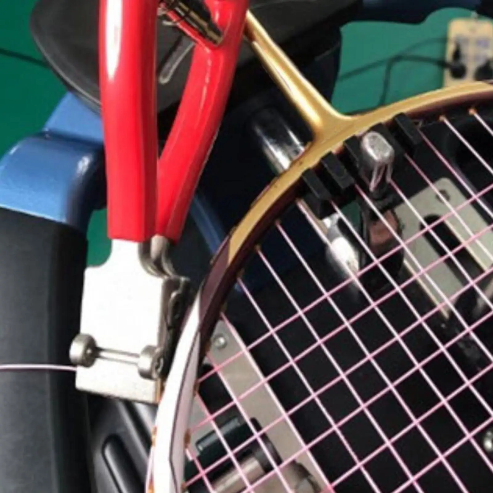 Racket Stringing Clamp 4 Spring Starter Tool Lightweight Alloy Wide Head Tennis Equipment for Badminton Machine Repair
Racket Stringing Clamp 4 Spring Starter Tool Lightweight Alloy Wide Head Tennis Equipment for Badminton Machine Repair