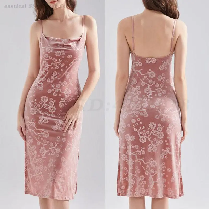 Pink Velvet Suspender Nightgown Intimate Lingerie Sexy Women Sleepwear Nightdress Loose Casual Velour Print Flower Home Clothes
Pink Velvet Suspender Nightgown Intimate Lingerie Sexy Women Sleepwear Nightdress Loose Casual Velour Print Flower Home Clothes