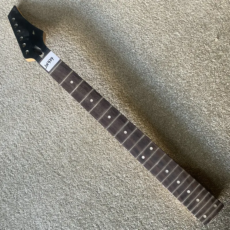 JN424 Custom Order DIY Electric Guitar Neck Maple+Rosewood 24 Frets Unfinished Version Tremolo Model
JN424 Custom Order DIY Electric Guitar Neck Maple+Rosewood 24 Frets Unfinished Version Tremolo Model