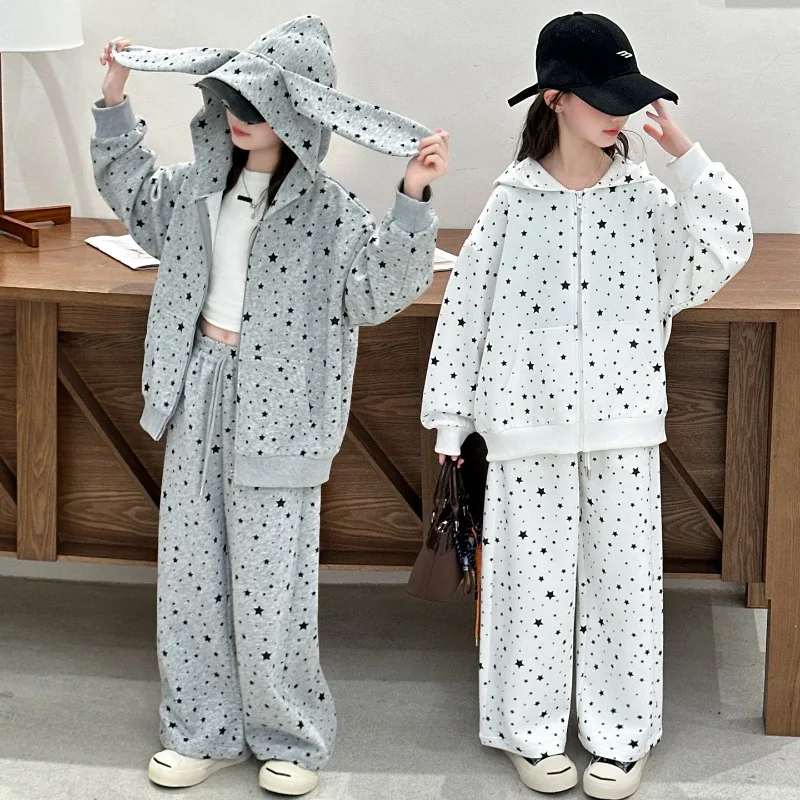 Girl Full of Stars Rabbit Erduo Hooded Zipper Cardigan Jacket Trousers Set 2025 Autumn New Loose Casual 2-piece Set
Girl Full of Stars Rabbit Erduo Hooded Zipper Cardigan Jacket Trousers Set 2025 Autumn New Loose Casual 2-piece Set