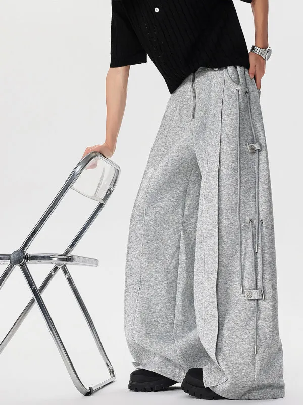 TANGZ Studio Men's American Deconstructed Heavyweight Draped Waist Sports Pants Wide Leg Sweatpants Casual Trousers
TANGZ Studio Men's American Deconstructed Heavyweight Draped Waist Sports Pants Wide Leg Sweatpants Casual Trousers
