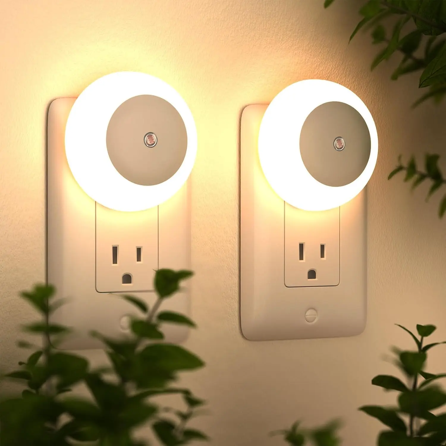Dusk to Dawn Sensor Night Light, Warm White LED Plug-in Wall Light, 0.5W Energy Saving, 2 Pack for Bedroom Bathroom Hallway
Dusk to Dawn Sensor Night Light, Warm White LED Plug-in Wall Light, 0.5W Energy Saving, 2 Pack for Bedroom Bathroom Hallway