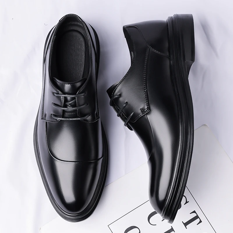 Новые мужские черные повседневные кожаные туфли. Классические высококачественные туфли в минималистском стиле. Вечерние свадебные костюмы жениха.
Новые мужские черные повседневные кожаные туфли. Классические высококачественные туфли в минималистском стиле. Вечерние свадебные костюмы жениха.