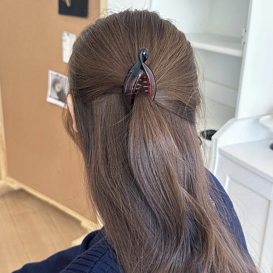 Banana Hair Clip Premium Acrylic Elegant for Back Head High Ponytail Daily Home Office
Banana Hair Clip Premium Acrylic Elegant for Back Head High Ponytail Daily Home Office