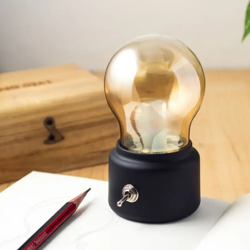 Creative vintage light bulb night light for bedroom decoration; LED mood light for student dorm USB charging bedside table lamp 
Creative vintage light bulb night light for bedroom decoration; LED mood light for student dorm USB charging bedside table lamp