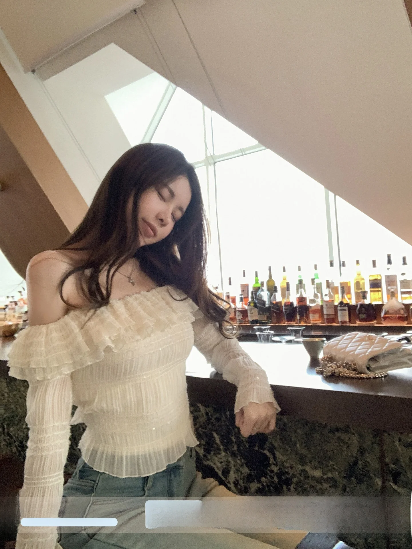 Sweet Lace Shirt Women's Style Ruffle Shoulder Bows Short Sleeveless Spring Fashion Chou Rou Yao Clothing Female Sweet Style
Sweet Lace Shirt Women's Style Ruffle Shoulder Bows Short Sleeveless Spring Fashion Chou Rou Yao Clothing Female Sweet Style