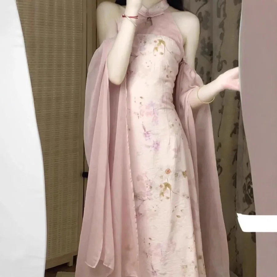 【New style】New Chinese-style improved cheongsam engagement dress, high-end light luxury, niche China style, pink hanging neck d
【New style】New Chinese-style improved cheongsam engagement dress, high-end light luxury, niche China style, pink hanging neck d