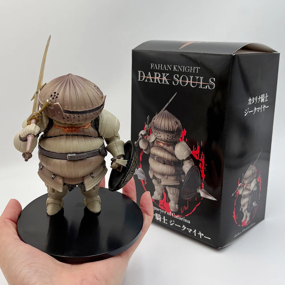DARK SOULS Siegmeyer Black Knight PVC Figure Handmade Model Doll Toys
DARK SOULS Siegmeyer Black Knight PVC Figure Handmade Model Doll Toys