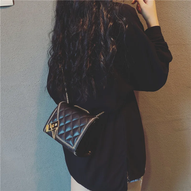 New Women Bag Texture Fashion Versatile Net Red Women's Bags Chain Single Shoulder Messenger Women's Bag Small Handbag
New Women Bag Texture Fashion Versatile Net Red Women's Bags Chain Single Shoulder Messenger Women's Bag Small Handbag