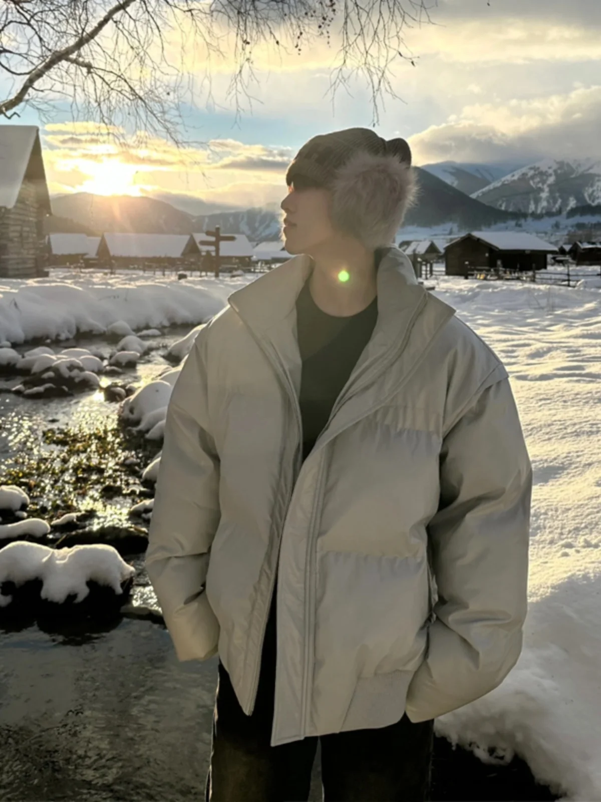 Cleanfit Men's Thiened Winter Jaet Stand Collar down Cotton Coat Faionable Korean Sle Warmth Outerwear Polyester Fiber
Cleanfit Men's Thiened Winter Jaet Stand Collar down Cotton Coat Faionable Korean Sle Warmth Outerwear Polyester Fiber