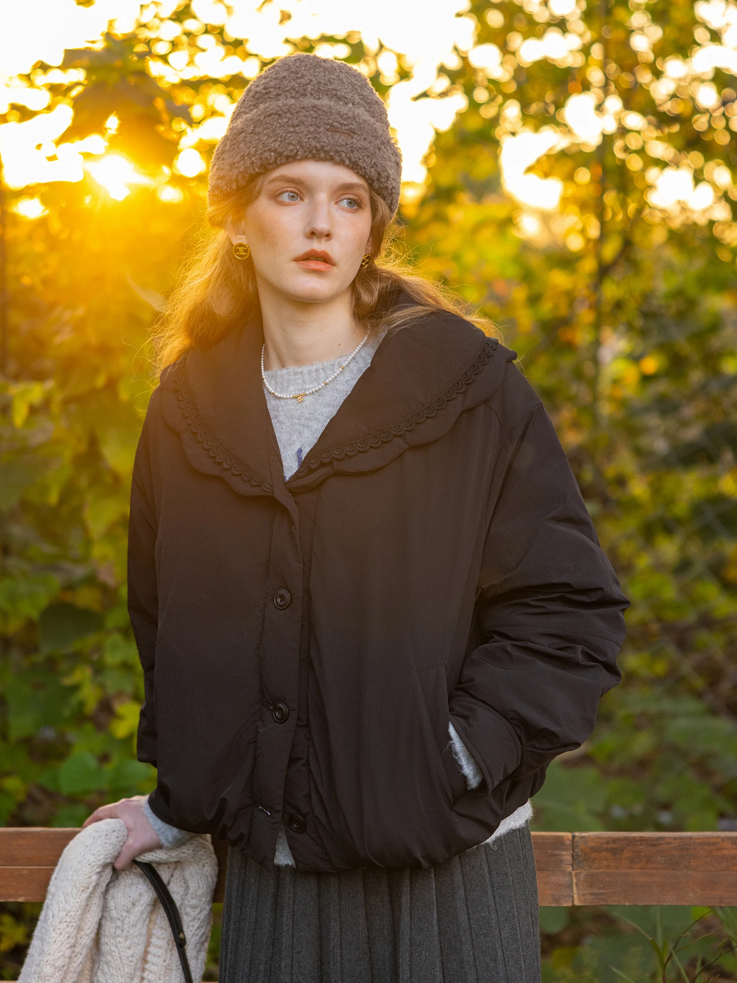 Winter Night Overture 40G Comfort Velvet White Du down Ruffle Collar ort Bloom down Jaet Lightweight Outerwear
Winter Night Overture 40G Comfort Velvet White Du down Ruffle Collar ort Bloom down Jaet Lightweight Outerwear