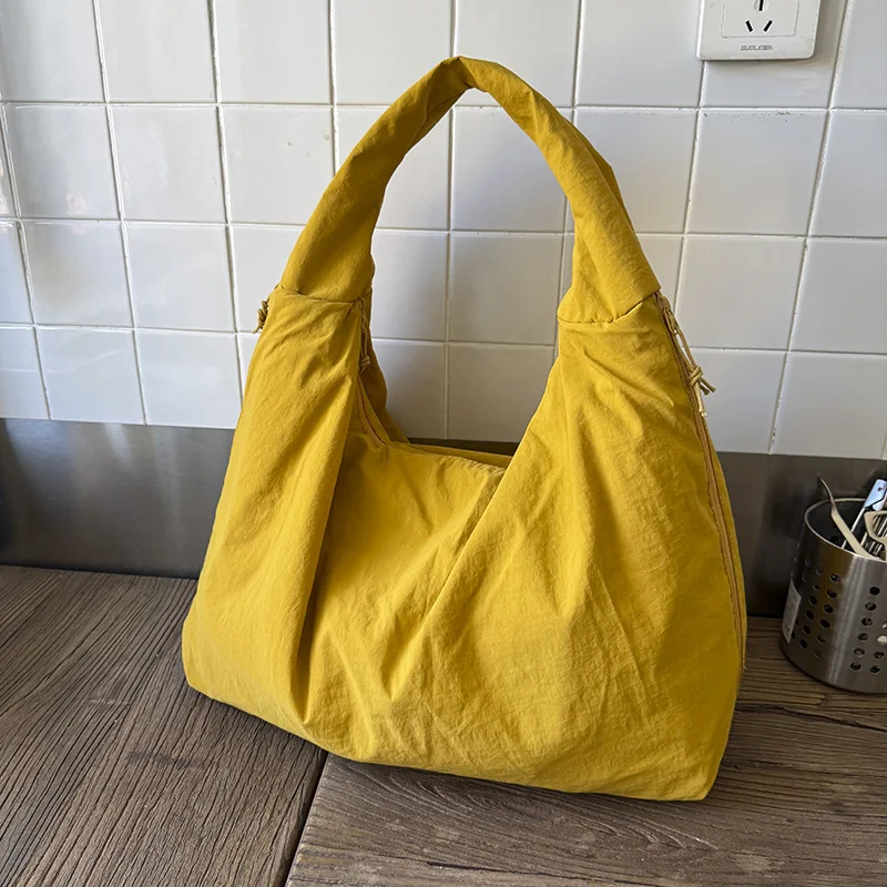 Women's New Large Tote Bag – Ultra-Lightweight Casual Shopper for Commuting & Daily Use
Women's New Large Tote Bag – Ultra-Lightweight Casual Shopper for Commuting & Daily Use