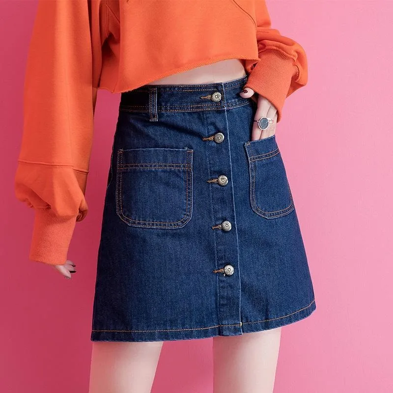Summer Stylish, Hip Wrap, Button-shaped Denim Half Body Short Skirt. Ladies' Vintage Washed High-waisted A-line Denim Skirts
Summer Stylish, Hip Wrap, Button-shaped Denim Half Body Short Skirt. Ladies' Vintage Washed High-waisted A-line Denim Skirts