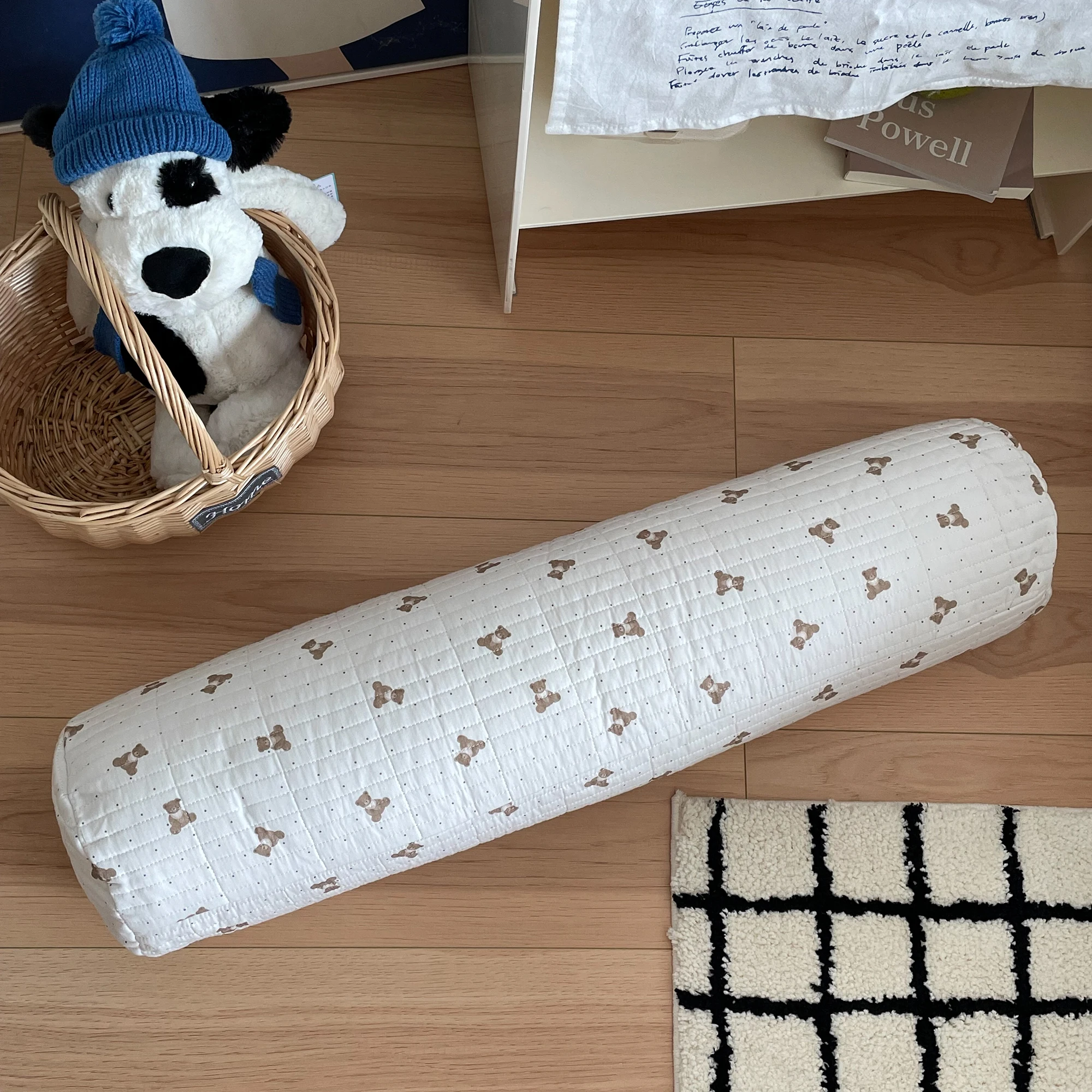 Cartoon Series Long Cylinder Quilted Pillow with Zipper Removable Core Multifunctional Pillow Home Textile Cushion
Cartoon Series Long Cylinder Quilted Pillow with Zipper Removable Core Multifunctional Pillow Home Textile Cushion