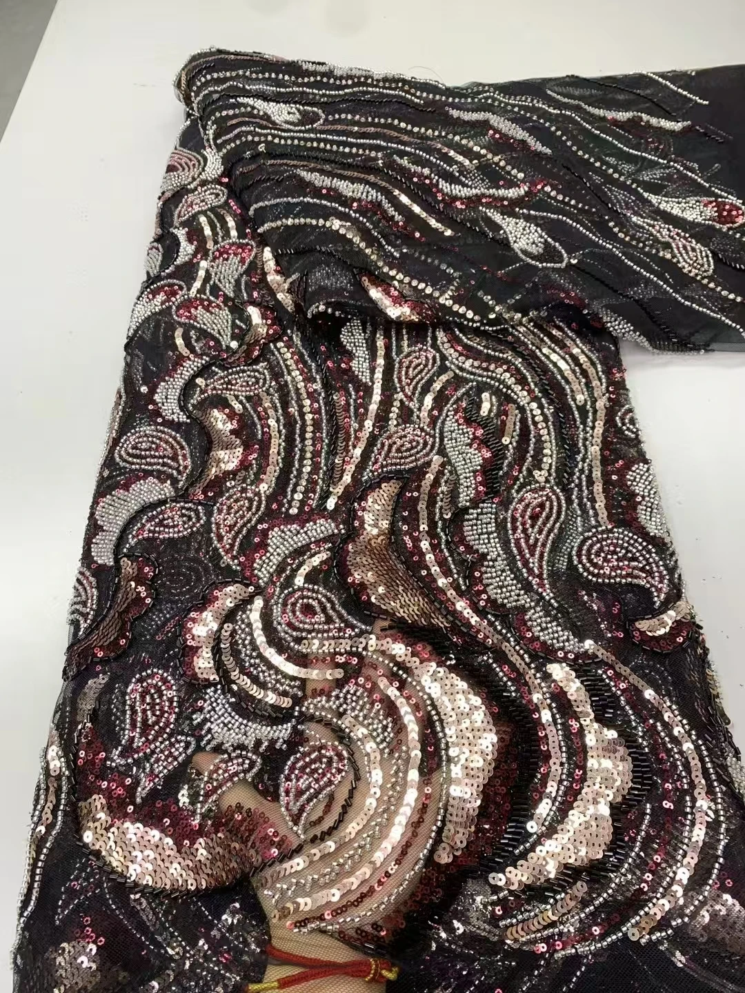 French Tulle Lace Fabric Embroidery African Handmade Beaded Lace Fabric High End Material Luxury Sequins For Party Dress
French Tulle Lace Fabric Embroidery African Handmade Beaded Lace Fabric High End Material Luxury Sequins For Party Dress