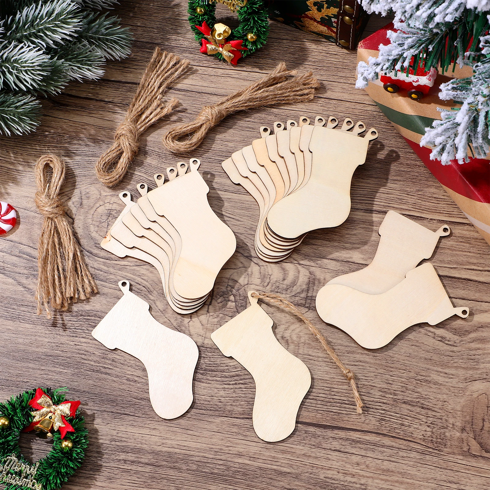 50pcs Wooden Christmas Stockings Decorative Pieces Home Hanging Craft Wood Decor For Festival Tree Safe
50pcs Wooden Christmas Stockings Decorative Pieces Home Hanging Craft Wood Decor For Festival Tree Safe