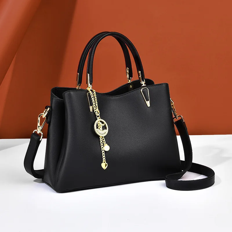 Women Messenger Bag Hands Fashion Casual Tote Hand Large Capacity New Trend Texture Soft Leather Commuting Shoulder Crossbody
Women Messenger Bag Hands Fashion Casual Tote Hand Large Capacity New Trend Texture Soft Leather Commuting Shoulder Crossbody