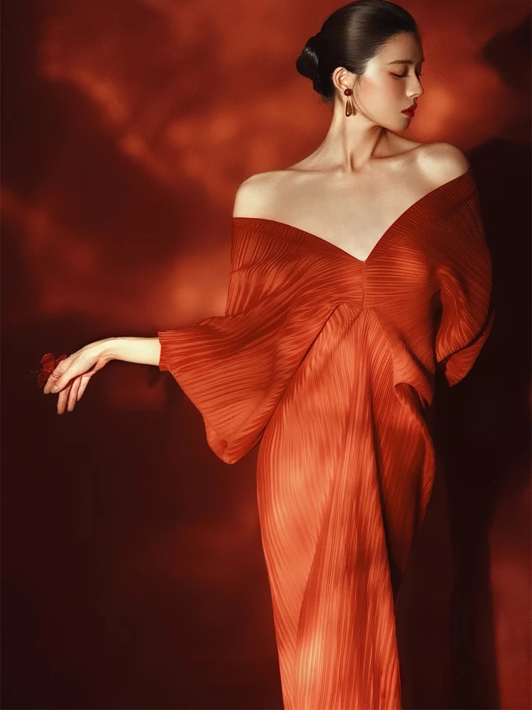 New Faion Red Portrait Photoaphy Studio Artistic Feeling Personal Aosphere High-End Sensation Photoaphy Clothing
New Faion Red Portrait Photoaphy Studio Artistic Feeling Personal Aosphere High-End Sensation Photoaphy Clothing