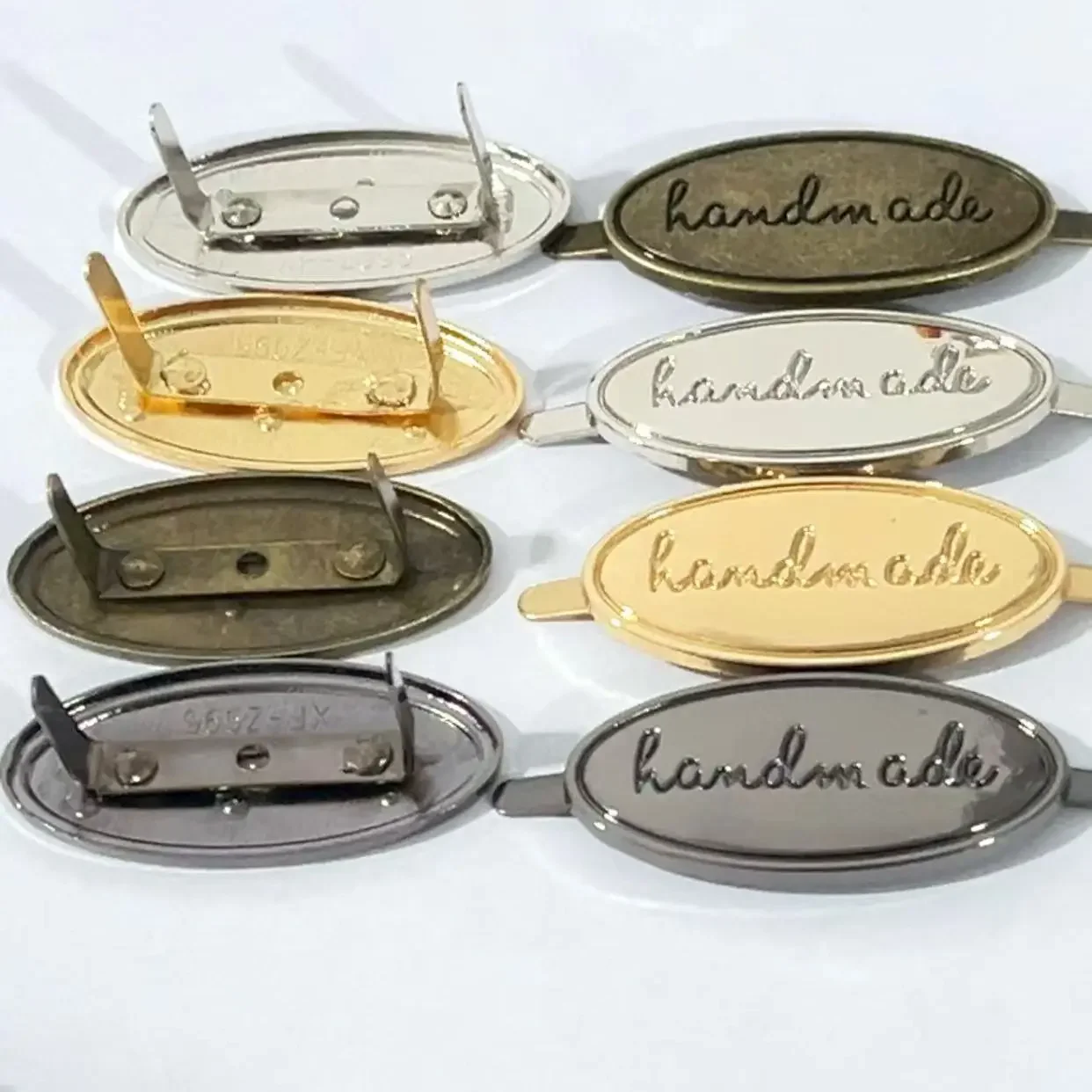 2Pcs Luggage Hardware Accessories Mark Decoration DIY Handmade Bag Hardware Decorative Buckle Trademark Iron Plate
2Pcs Luggage Hardware Accessories Mark Decoration DIY Handmade Bag Hardware Decorative Buckle Trademark Iron Plate