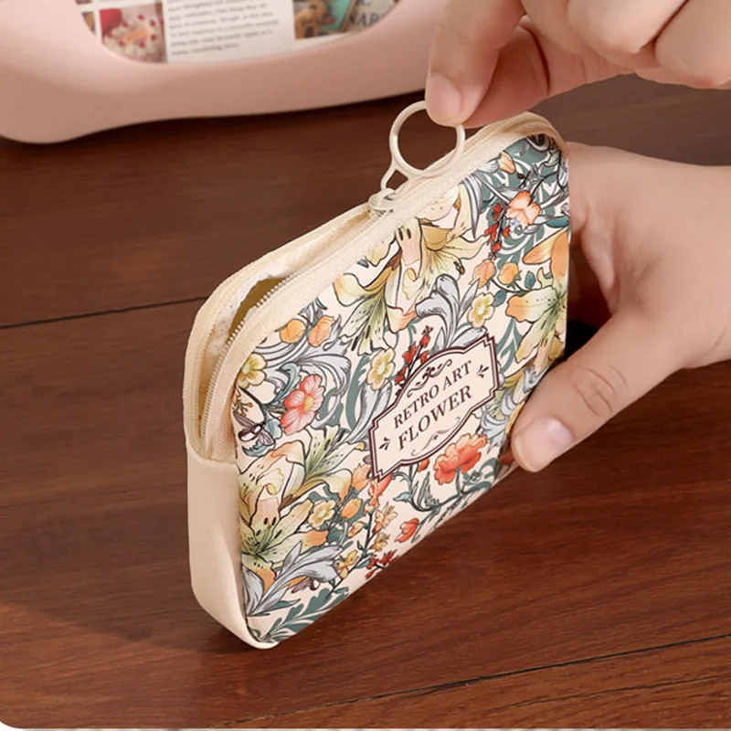 Portable Sanitary Pads Bag Large Capacity Multipurpose Cosmetic Bag Mini Data Cables Organizer
Portable Sanitary Pads Bag Large Capacity Multipurpose Cosmetic Bag Mini Data Cables Organizer