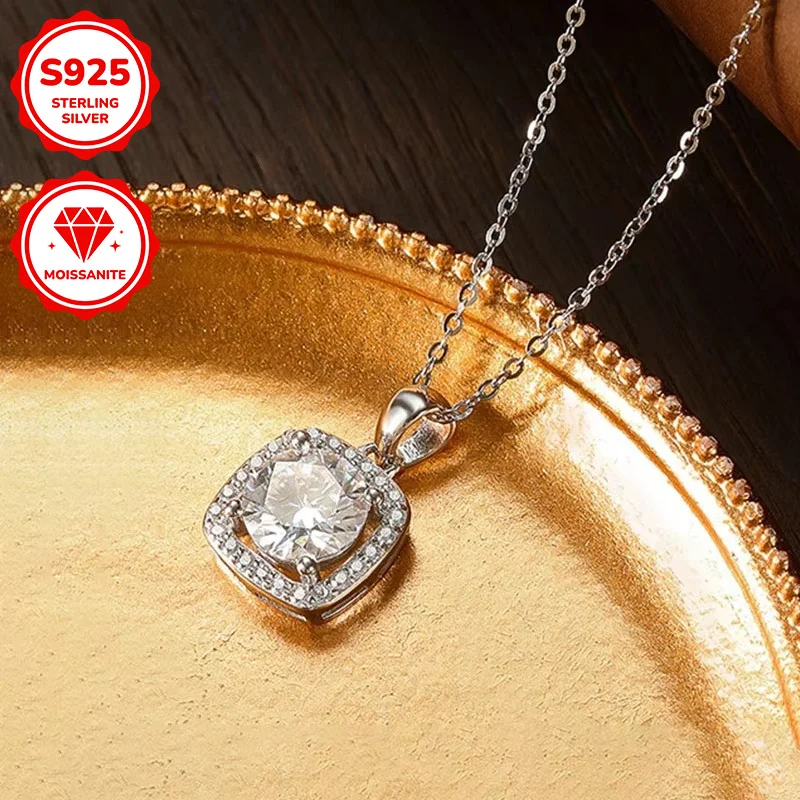 1Pc 5Carat This 925 Sterling Silver Moissanite Pendant Necklace Is An Exquisite and Stylish Piece, Making It The Perfect Gift.
1Pc 5Carat This 925 Sterling Silver Moissanite Pendant Necklace Is An Exquisite and Stylish Piece, Making It The Perfect Gift.