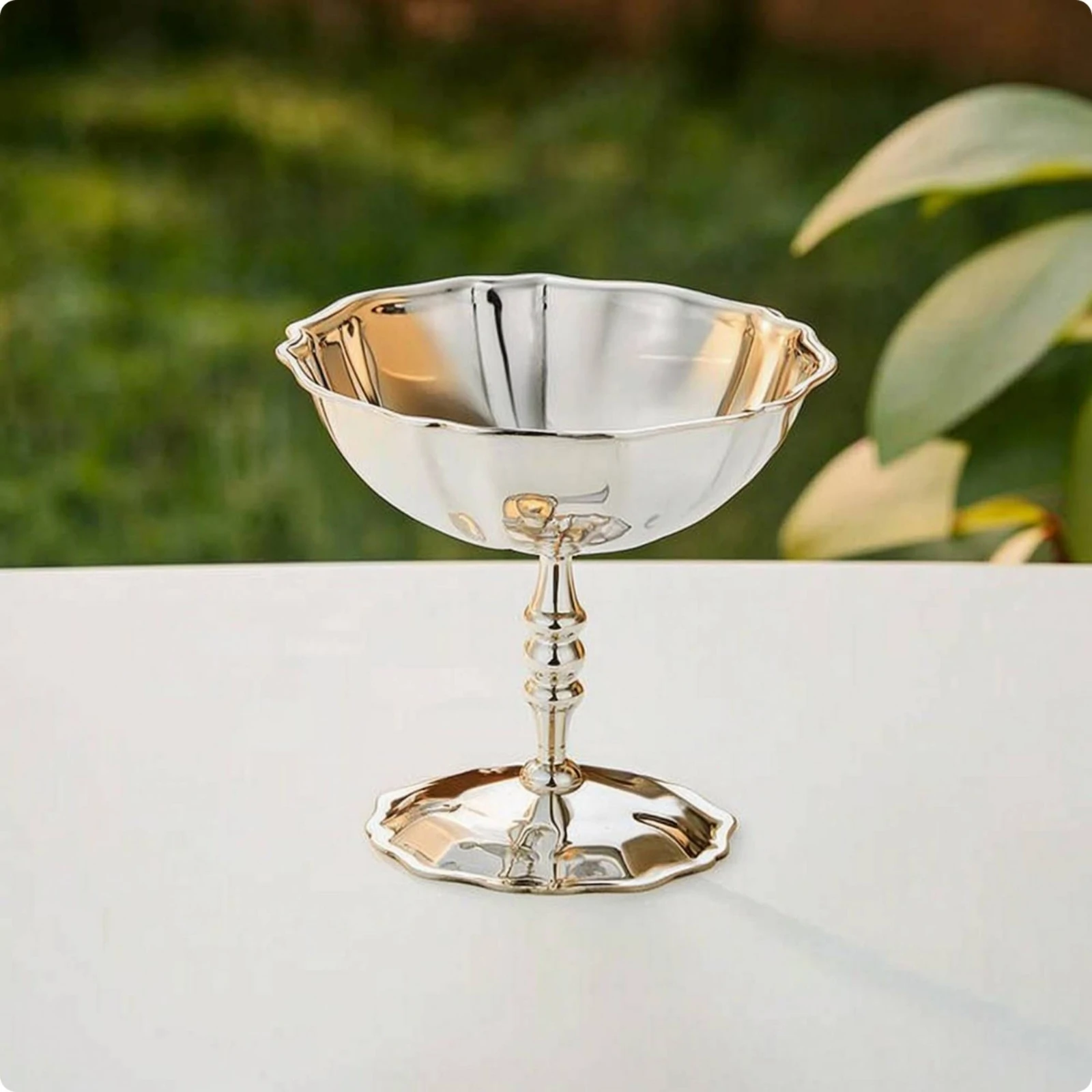 Pedestal Dessert Cup Sturdy Dessert Cup with Stem Sundae Dish with Pedestal Elegant Footed Bowl Classic for Hosts
Pedestal Dessert Cup Sturdy Dessert Cup with Stem Sundae Dish with Pedestal Elegant Footed Bowl Classic for Hosts